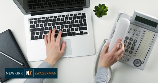 employee on the phone